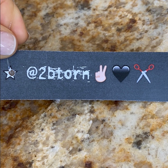 2btorn✌🏻🖤✂️**VSCO Girl Sweatshirt**Med. $90 - Picture 7 of 7